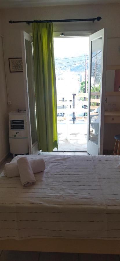 Cleo Rooms 250M From The Beach 말리아 외부 사진