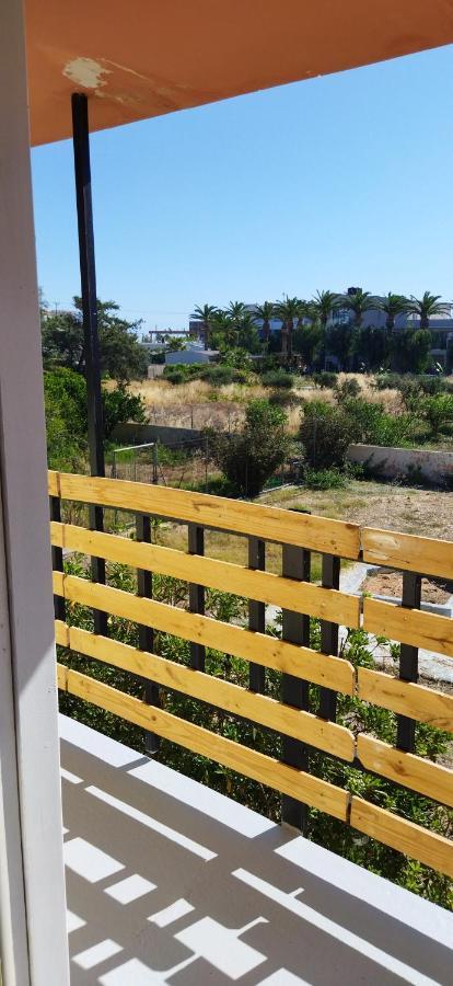 Cleo Rooms 250M From The Beach 말리아 외부 사진