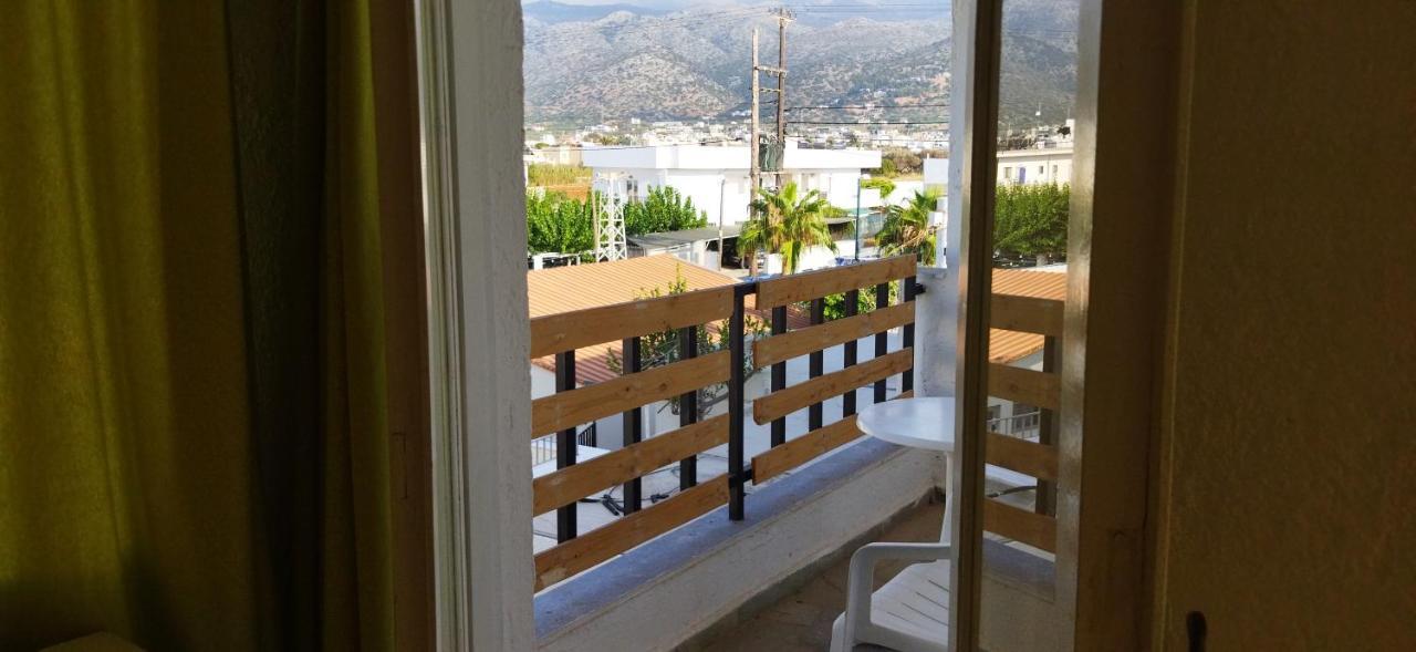 Cleo Rooms 250M From The Beach 말리아 외부 사진