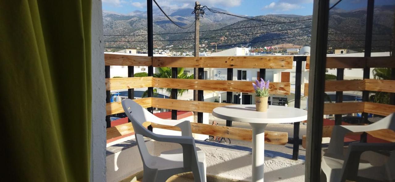Cleo Rooms 250M From The Beach 말리아 외부 사진